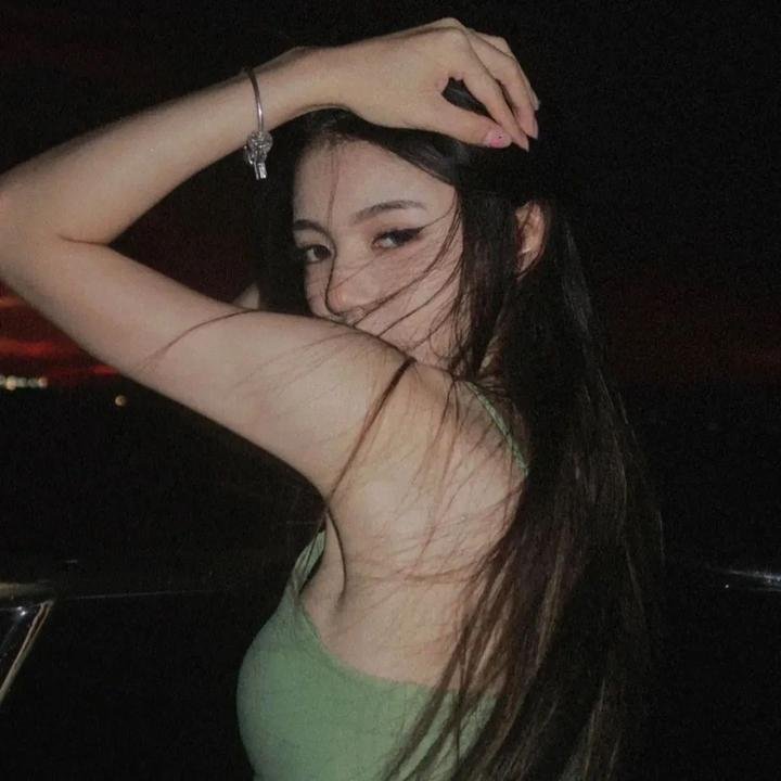 穿在乳头上的洞